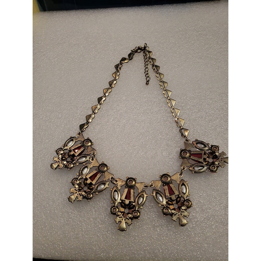 Multi colored rhinestone statement necklace - Picture 2 of 3